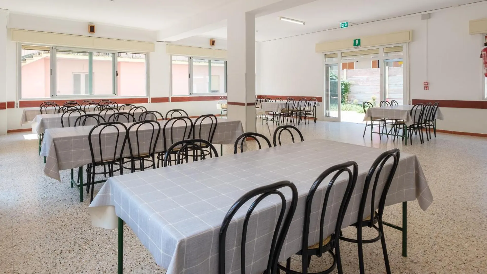 Meet Hostel Cervia