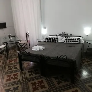 Aloi Bed & Breakfast Aeroporto di Catania Fontana Rossa